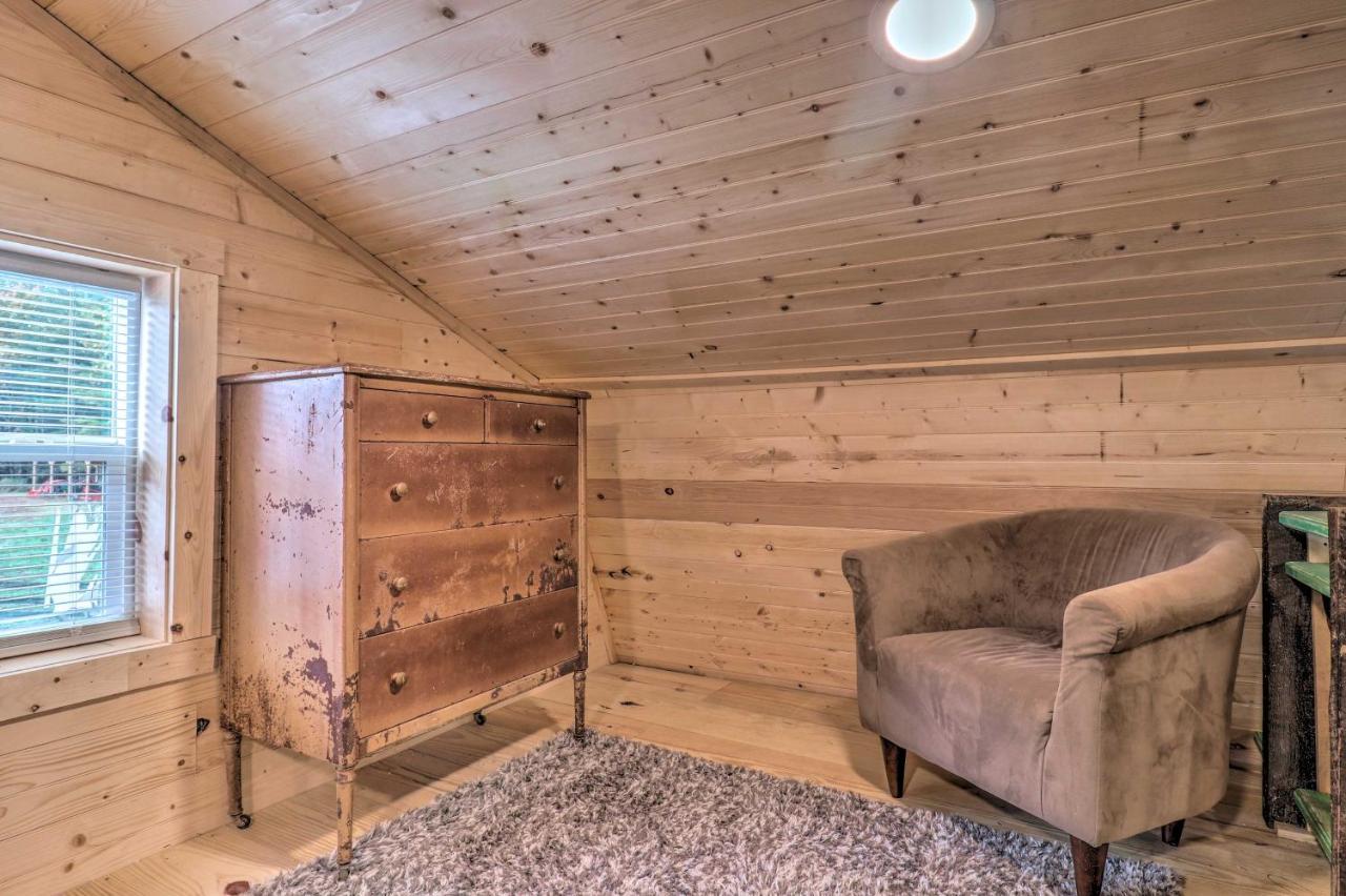 Rustic Hendersonville Farm Studio With Private Deck מראה חיצוני תמונה