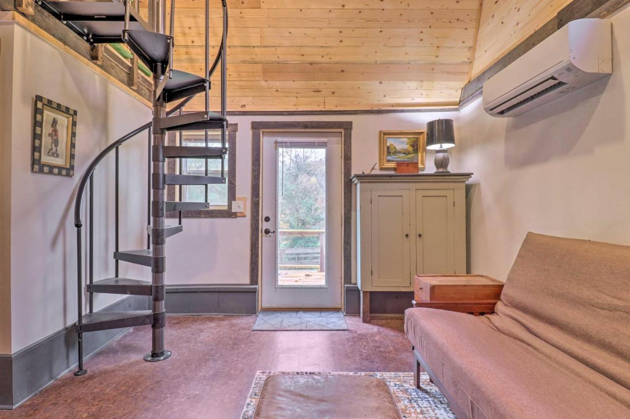 Rustic Hendersonville Farm Studio With Private Deck מראה חיצוני תמונה