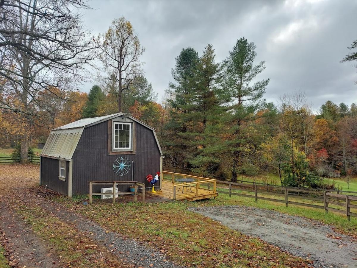 Rustic Hendersonville Farm Studio With Private Deck מראה חיצוני תמונה