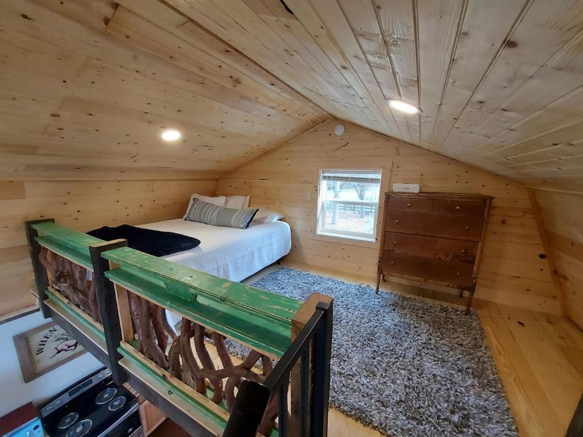 Rustic Hendersonville Farm Studio With Private Deck מראה חיצוני תמונה
